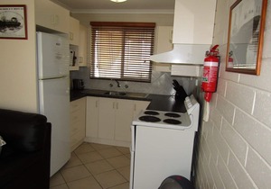 Clan Ranald Unit 1 ~ Short walk to all amenities! UNLIMITED FREE WI-FI!