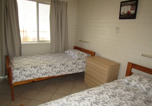 Clan Ranald Unit 2 ~ Short walk to all amenities! UNLIMITED FREE WI-FI!