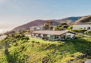 Cliffridge by AvantStay Lush Malibu Hills Estate w/ Breathtaking Ocean Views
