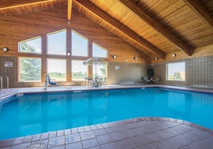 Cobblestone Hotel and Suites - Baldwin