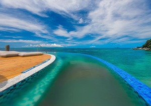 Coco de Mer Hotel and Black Parrot Suites