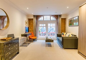 Cocoa Suites 5 - sleeps 2 guests in studio apartment