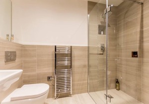 Cocoa Suites 5 - sleeps 2 guests in studio apartment