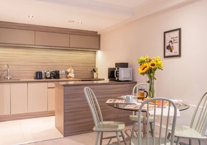 Cocoa Suites 8 - A couples retreat