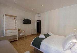 Colosseo Guest House