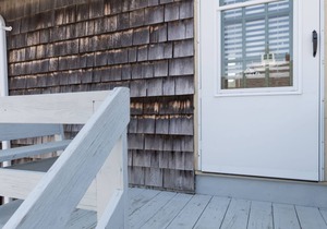 Come enjoy 7 miles of beaches in sunny OOB in this 2 bedroom condo.