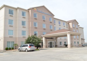 Comfort Inn & Suites Selma Near Randolph AFB