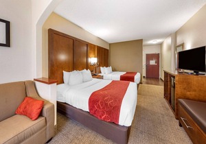 Comfort Suites Near Six Flags Magic Mountain