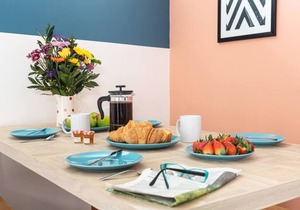 Comfortable City Apartment *Free Parking* Bridge Square Apartments