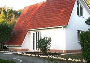 Comfortable home with terrace in a pleasant holiday village