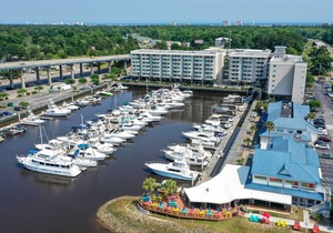 Condo ∙ 3 bedrooms ∙ 6 guests