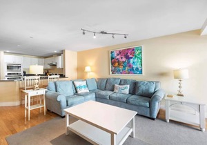 Condo Room 207 Ocean view next to the pier