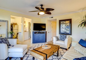 Condo Steps from Ocean with WiFi, Partial Beach Views, Heated Pool/Grills