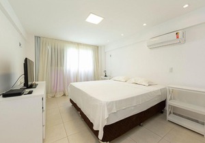 Confortável apartamento no Porto Brasil por Carpediem