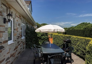 Conveniently located to explore all that Cornwall and Devon have to offer