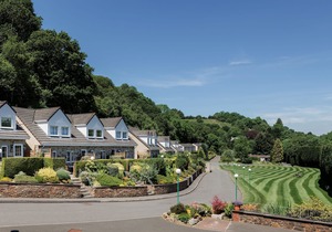Conveniently located to explore all that Cornwall and Devon have to offer