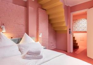 COOLEST Apartment in Berlin, easy Check-in, CRAZY Style, close to center #5