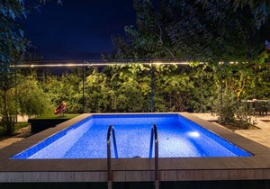 CorinthianVillas Orange Villa