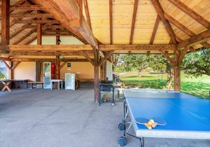 Cosy apartment for 5 people with WIFI, patio, pets allowed and panoramic view