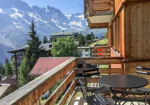 Cosy apartment for 5 people with WIFI, TV and balcony