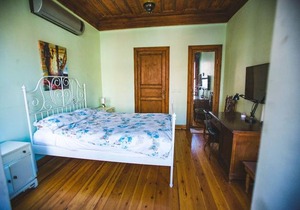 Cosy Greek House
