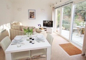 Cot Valley Cottage