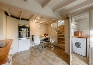 Cotswold stone holiday cottage with a superb garden near Moreton-in-Marsh - Knoll Cottage