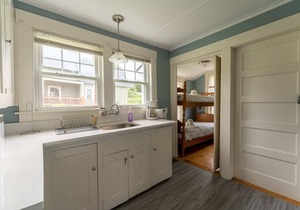 Cottage 1 Summary: Th