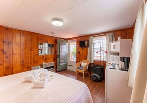 Cottage 14 Summary: A