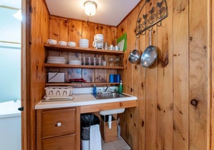 Cottage 15 Summary: A