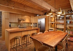 Cottonwoods Unit 1C, Downtown Condo with Upgraded Kitchen & Bathrooms