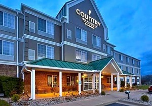Country Inn & Suites by Radisson, Big Rapids, MI