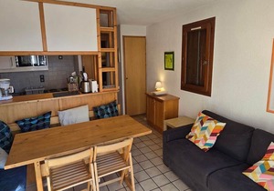 Cozy 6 pers apt, balcony, ski storage in Champagny-en-Vanoise