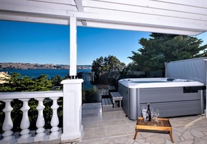 Cozy apartment in Ribarica with WiFi