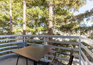 Cozy Cupertino 2BR w/Gym, Pool, nr. Apple & Google, by Blueground