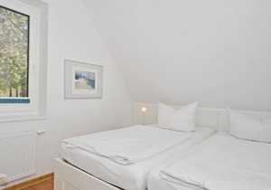 Cozy DHH for 5 people with fireplace and sauna / WiFi, parking space, WaMA - forest settlement