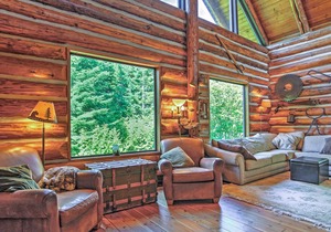Cozy Easton Cabin w/ Wenatchee Nat'l Forest Views!