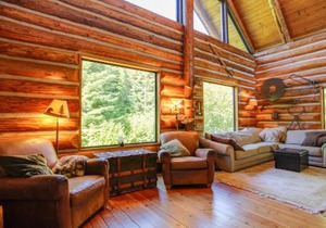 Cozy Easton Cabin with Wenatchee Natl Forest Views!