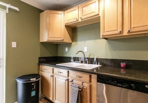 Cozy Family Home. Near Everything!