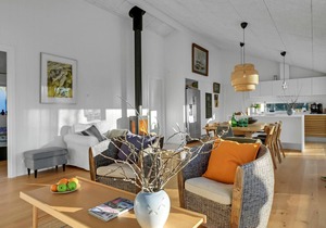 Cozy home in Hornbæk with WiFi