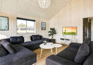 Cozy home in Vejby with sauna