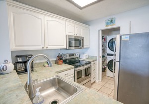 CRC 3403 - Newly Renovated Direct Ocean View