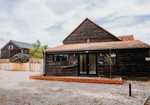 Creeksea Place Barns