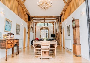 Creeksea Place Barns