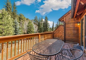 Creekside Suite 02 River View!