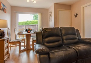 Crofty Retreat - Two Bedroom House, Sleeps 4