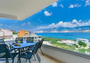 Crowonder Pag View Apartments