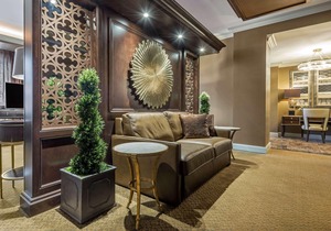 Curtiss Hotel Ascend Hotel Collection