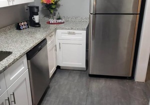 Cute 2 bedroom apartment in historic neighborhood