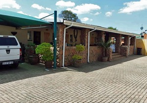 D & H Guesthouse Graskop Apt 9